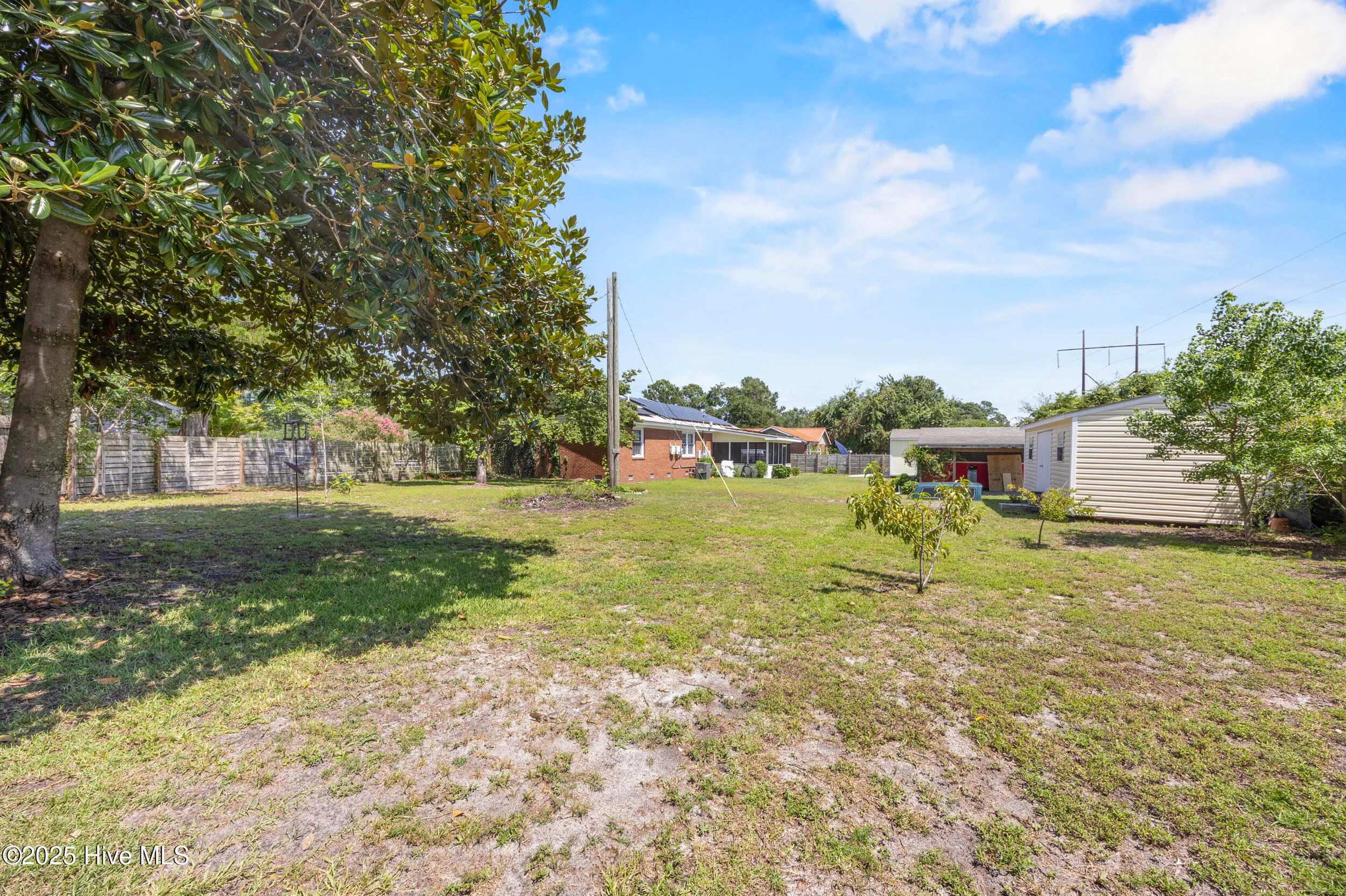 Wilmington, North Carolina 28411, United States, 3 Bedrooms Bedrooms, ,2 BathroomsBathrooms,Residential,Pending,181240
