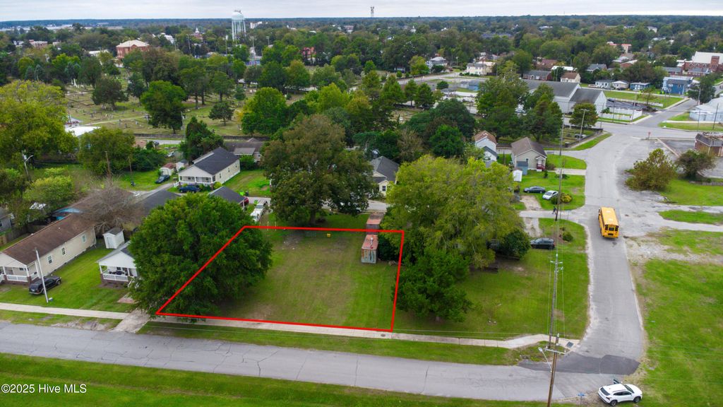 Photo of 869 Pasteur Street, New Bern, NC 28560 (MLS # 100537084)