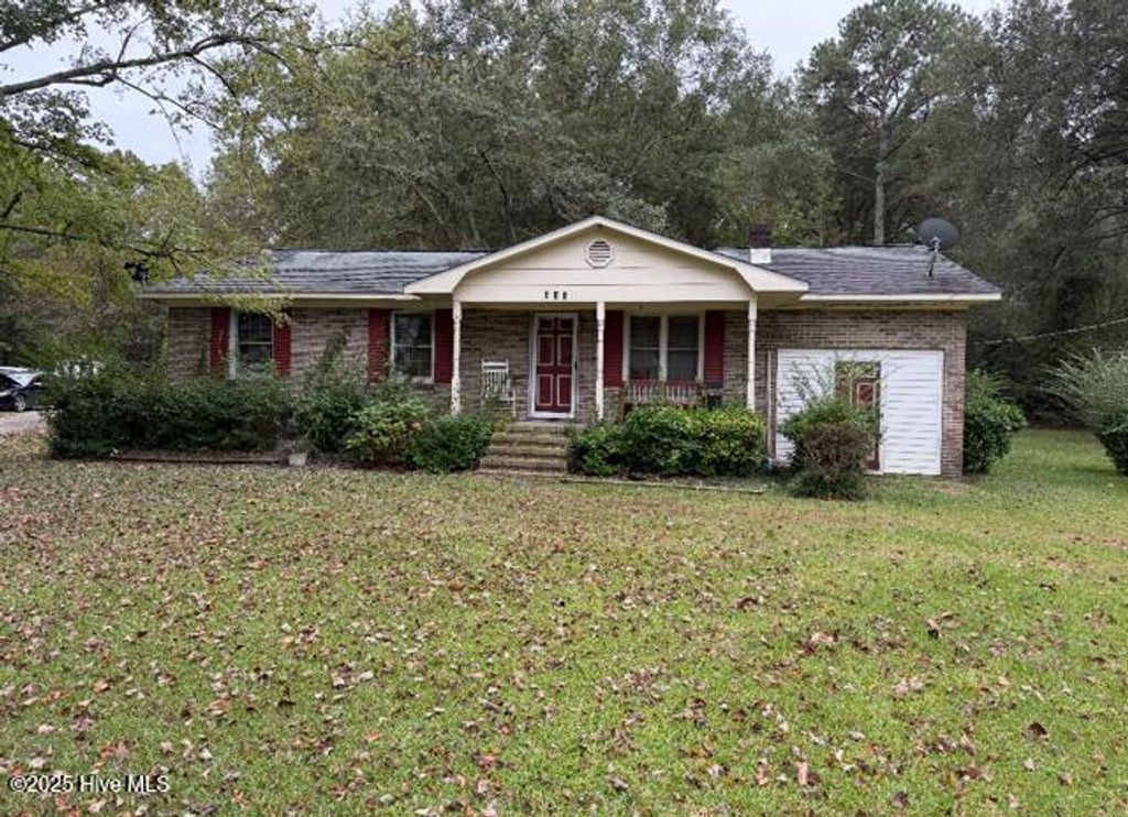 Photo of 639 Cornwallis Road, Teachey, NC 28464 (MLS # 100538703)