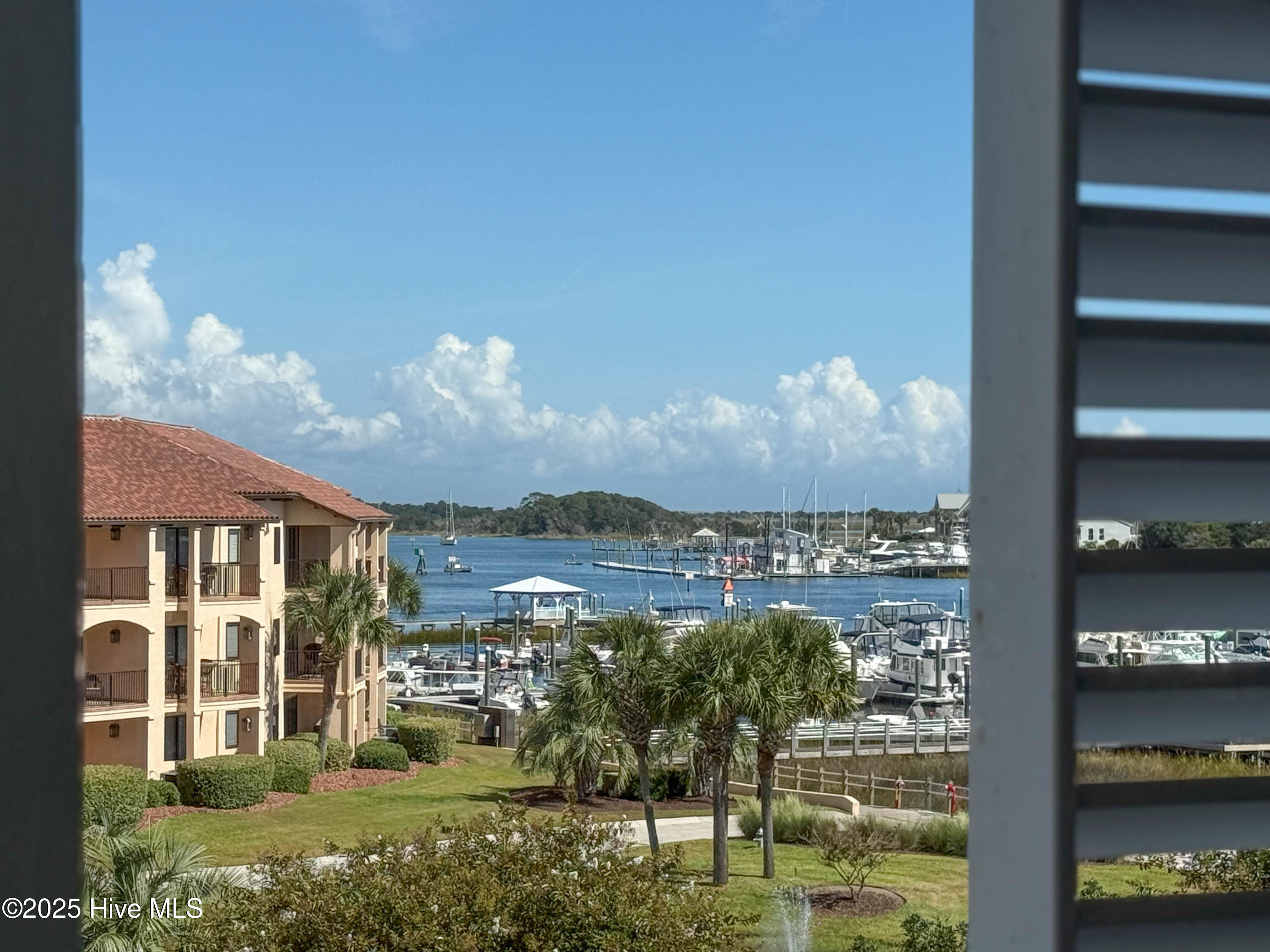 112 Green Turtle Lane