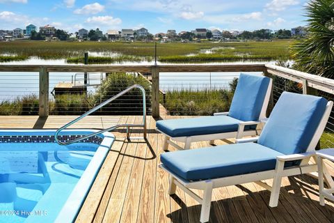 A home in Oak Island