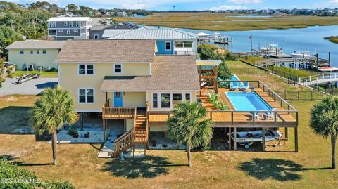 A home in Oak Island