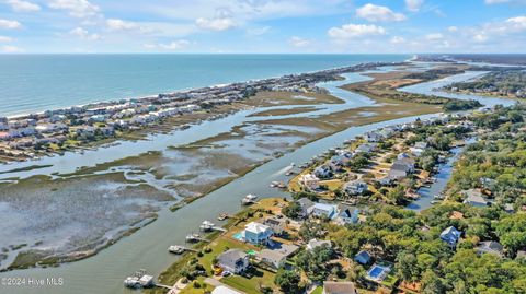 A home in Oak Island