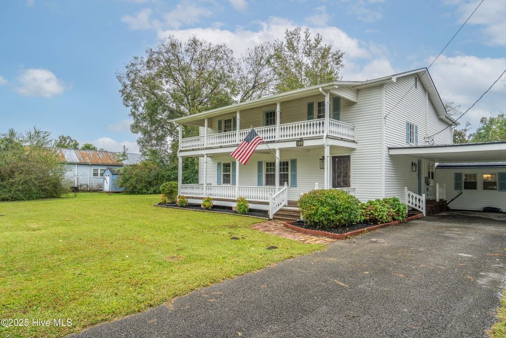 Photo of 149 Huffmantown Road, Richlands, NC 28574 (MLS # 100536527)