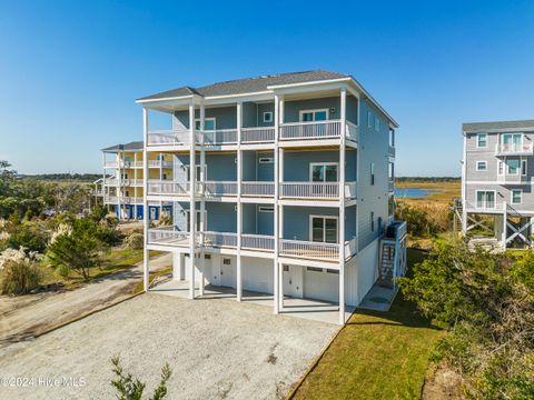 A home in North Topsail Beach