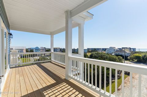 A home in North Topsail Beach