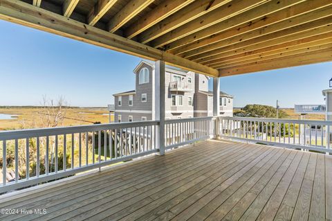 A home in North Topsail Beach