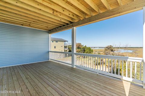 A home in North Topsail Beach