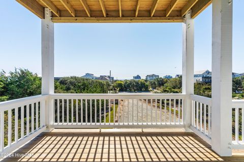 A home in North Topsail Beach