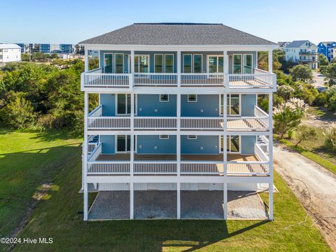 A home in North Topsail Beach