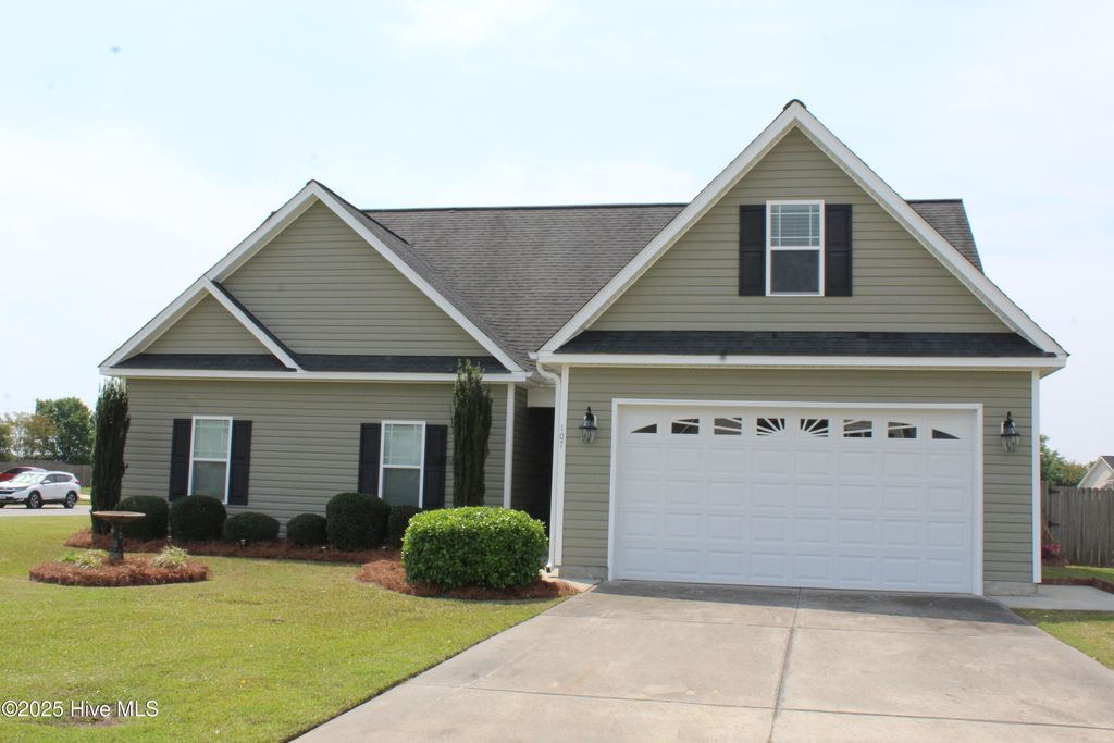 Photo of 107 Pinyon Lane, Ayden, NC 28513 (MLS # 100500310)
