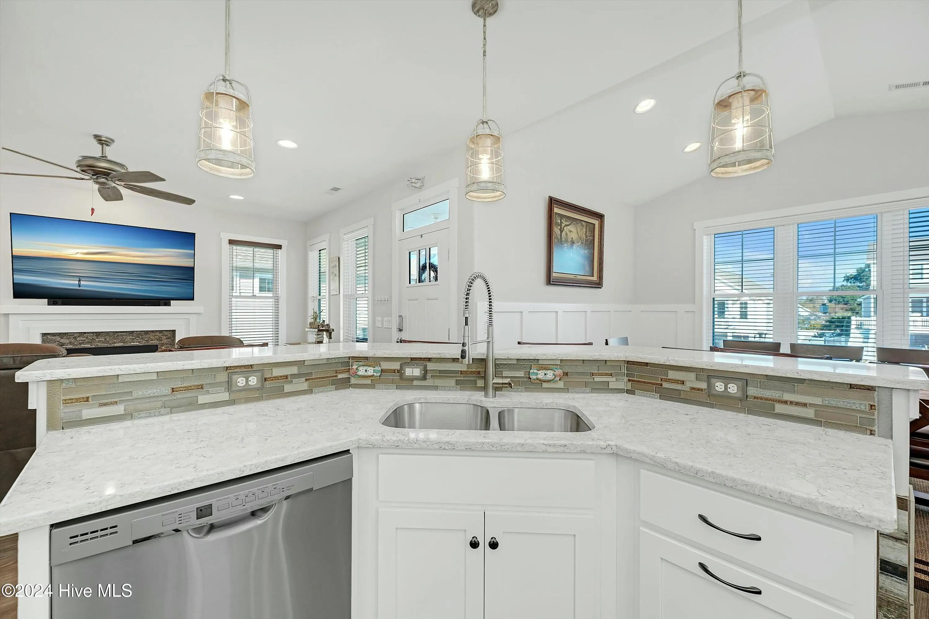 Carolina Beach, North Carolina 28428, United States, 3 Bedrooms Bedrooms, ,3 BathroomsBathrooms,Residential,Active,31447