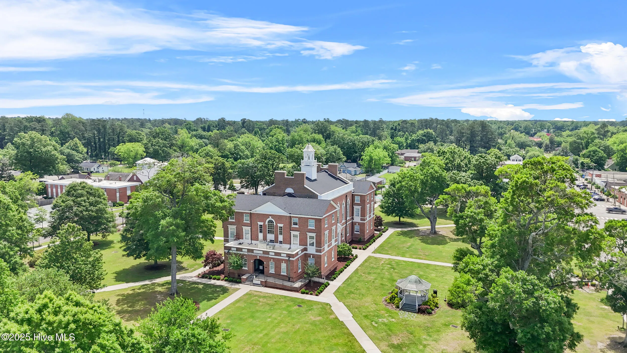 Burgaw, North Carolina 28425, United States, 3 Bedrooms Bedrooms, ,3 BathroomsBathrooms,Residential,Active,8464