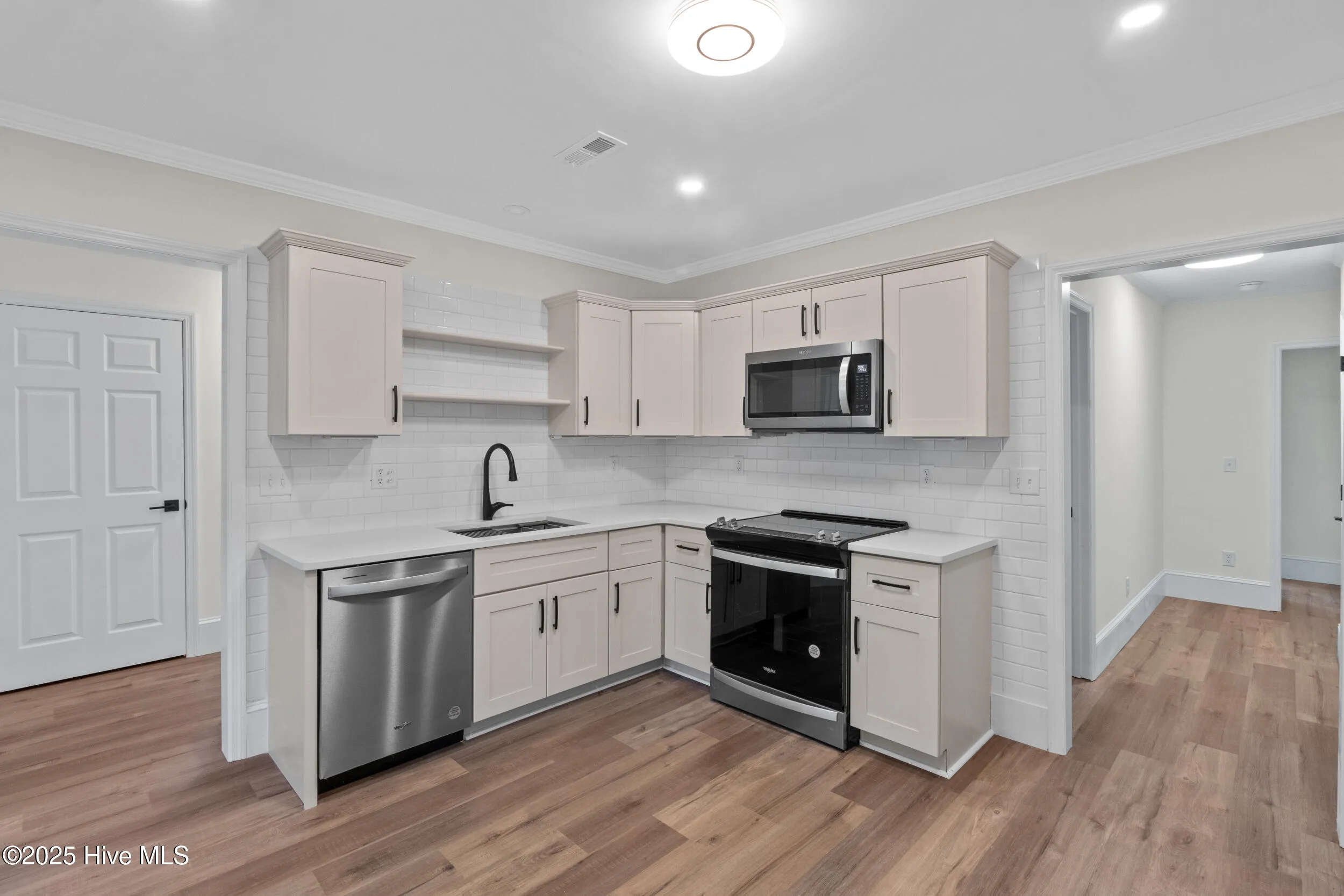 Burgaw, North Carolina 28425, United States, 3 Bedrooms Bedrooms, ,3 BathroomsBathrooms,Residential,Active,8464