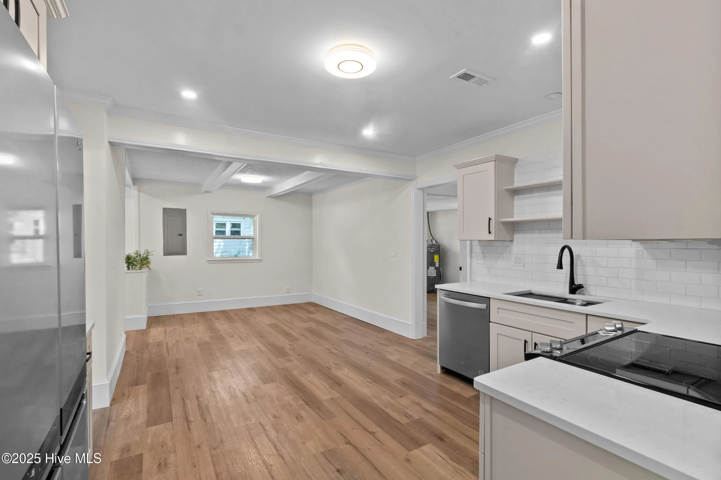 Burgaw, North Carolina 28425, United States, 3 Bedrooms Bedrooms, ,3 BathroomsBathrooms,Residential,Active,8464