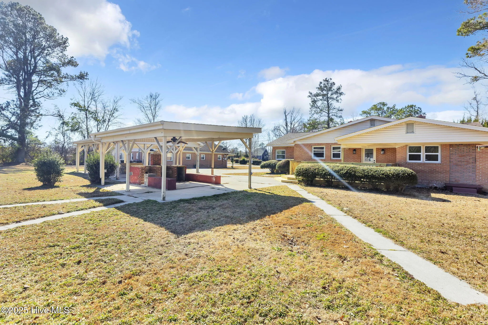 Burgaw, North Carolina 28425, United States, 3 Bedrooms Bedrooms, ,3 BathroomsBathrooms,Residential,Active,8464