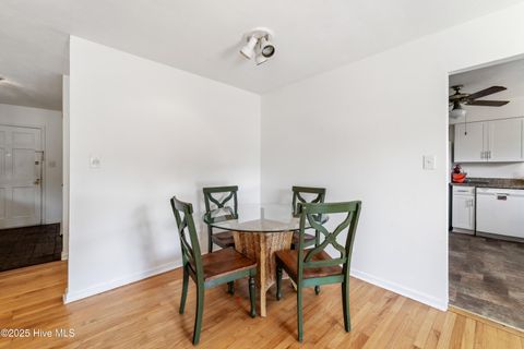 Tiny photo for 1419 Davis Street, Jacksonville, NC 28540 (MLS # 100536014)