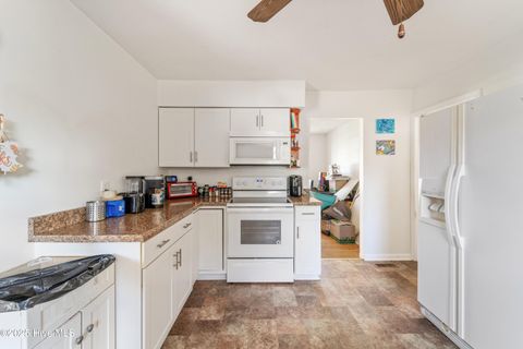 Tiny photo for 1419 Davis Street, Jacksonville, NC 28540 (MLS # 100536014)