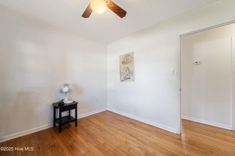 Tiny photo for 1419 Davis Street, Jacksonville, NC 28540 (MLS # 100536014)