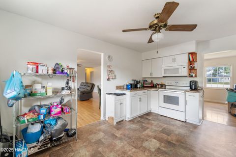 Tiny photo for 1419 Davis Street, Jacksonville, NC 28540 (MLS # 100536014)