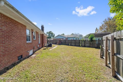 Tiny photo for 1419 Davis Street, Jacksonville, NC 28540 (MLS # 100536014)