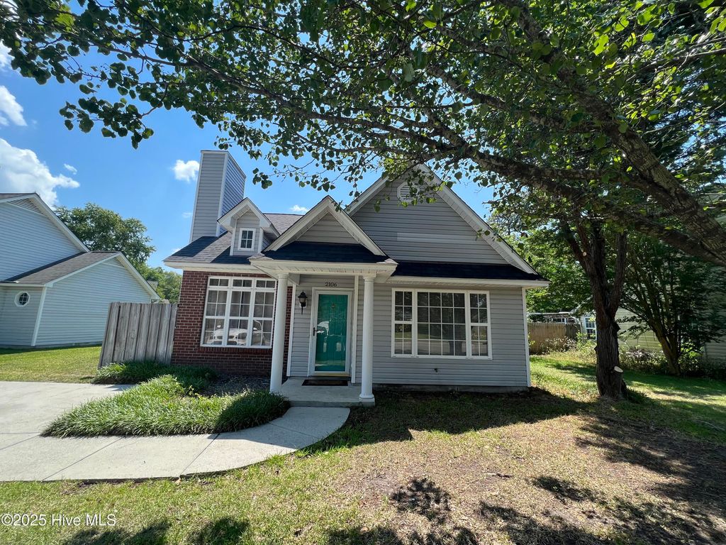 Photo of 2106 White Road, Wilmington, NC 28411 (MLS # 100534578)
