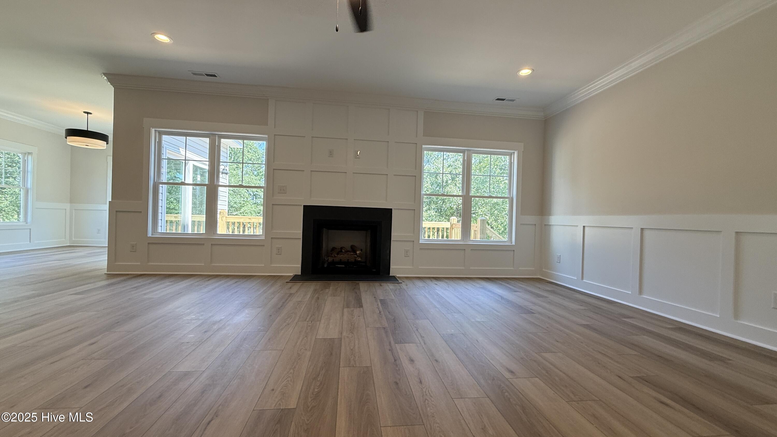 295 E Ivybridge Drive