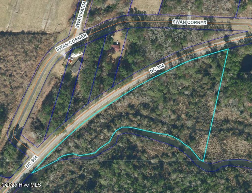 Photo of 0 Nc 304, Bayboro, NC 28515 (MLS # 100540419)