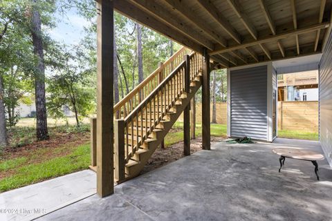 A home in Oak Island