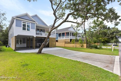 A home in Oak Island