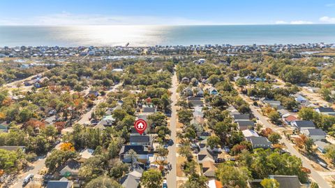 A home in Oak Island