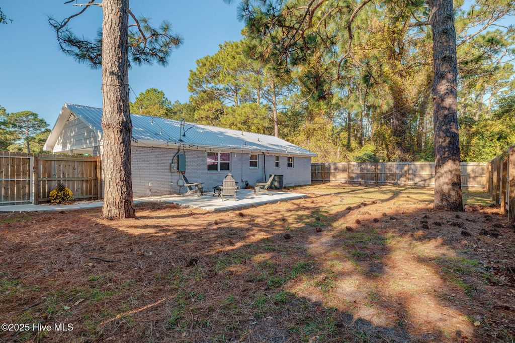 Photo of 334 Westchester Road, Wilmington, NC 28409 (MLS # 100534639)