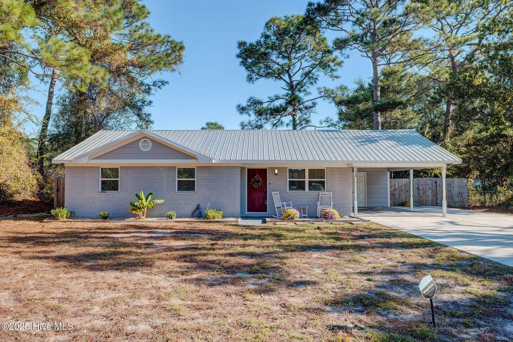Photo of 334 Westchester Road, Wilmington, NC 28409 (MLS # 100534639)