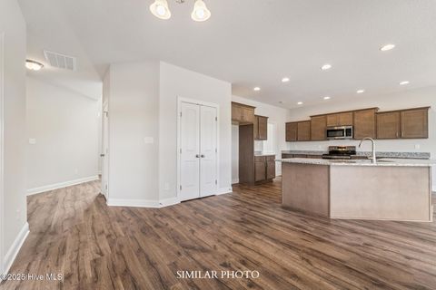 Tiny photo for 364 Water Wagon Trail, Jacksonville, NC 28546 (MLS # 100538462)