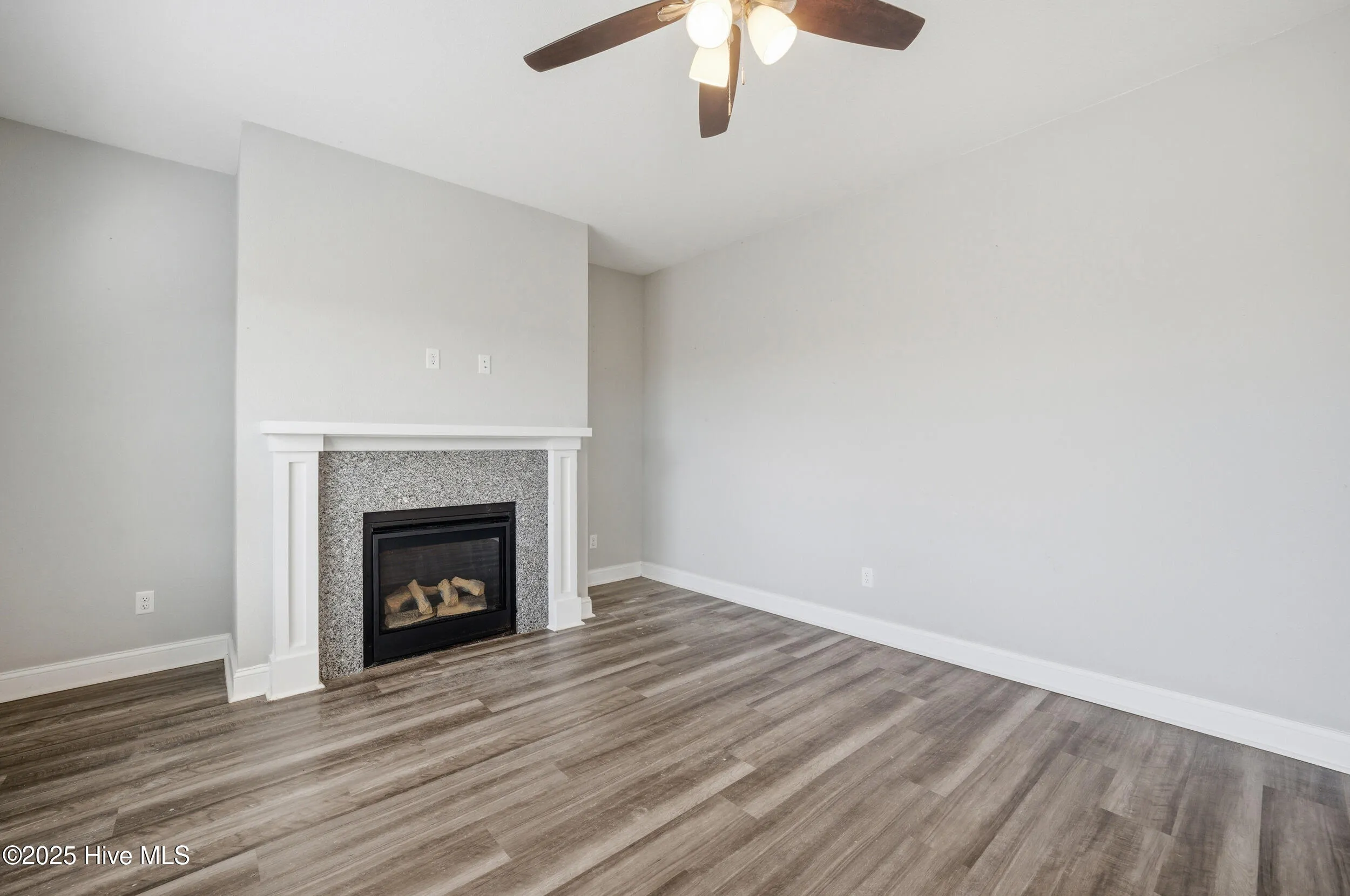 Shawboro, North Carolina 27973, United States, 5 Bedrooms Bedrooms, ,4 BathroomsBathrooms,Residential,Active,254007