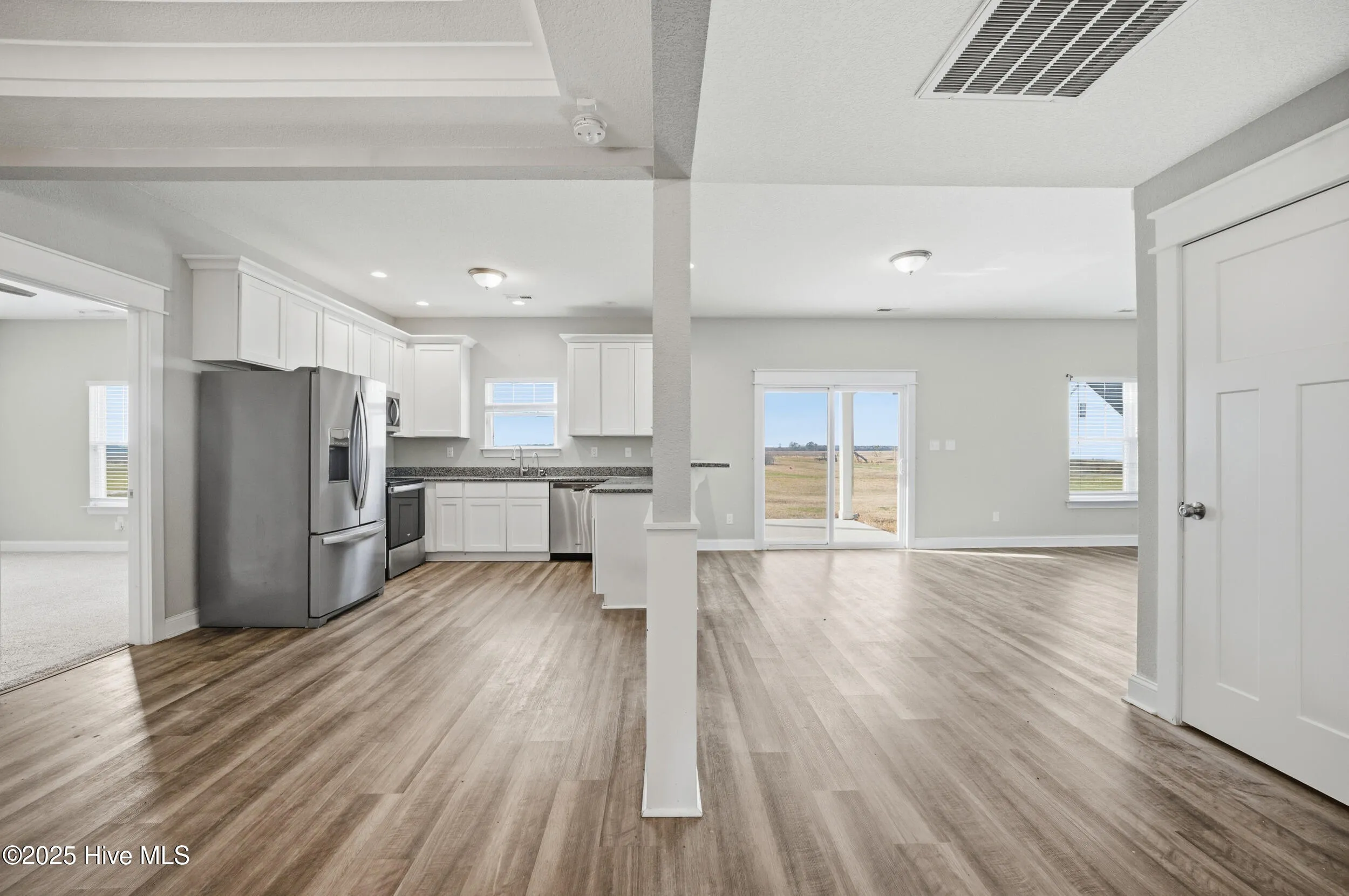 Shawboro, North Carolina 27973, United States, 5 Bedrooms Bedrooms, ,4 BathroomsBathrooms,Residential,Active,254007