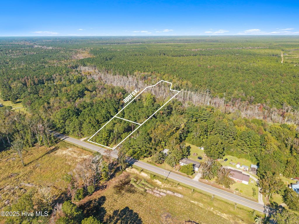 Photo of 14 Midway Road SE, Bolivia, NC 28422 (MLS # 100523354)