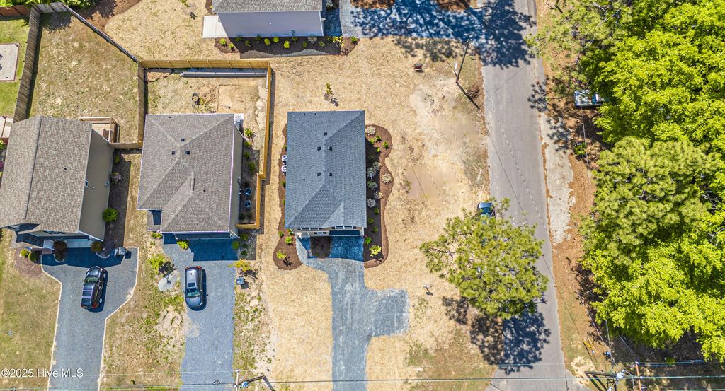 Photo of 780 W Illinois Avenue, Southern Pines, NC 28387 (MLS # 100488716)