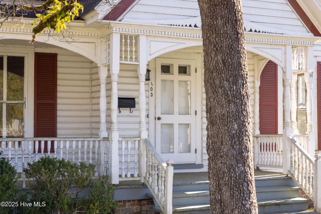 Photo of 103 E Pitt Street, Windsor, NC 27983 (MLS # 100542800)