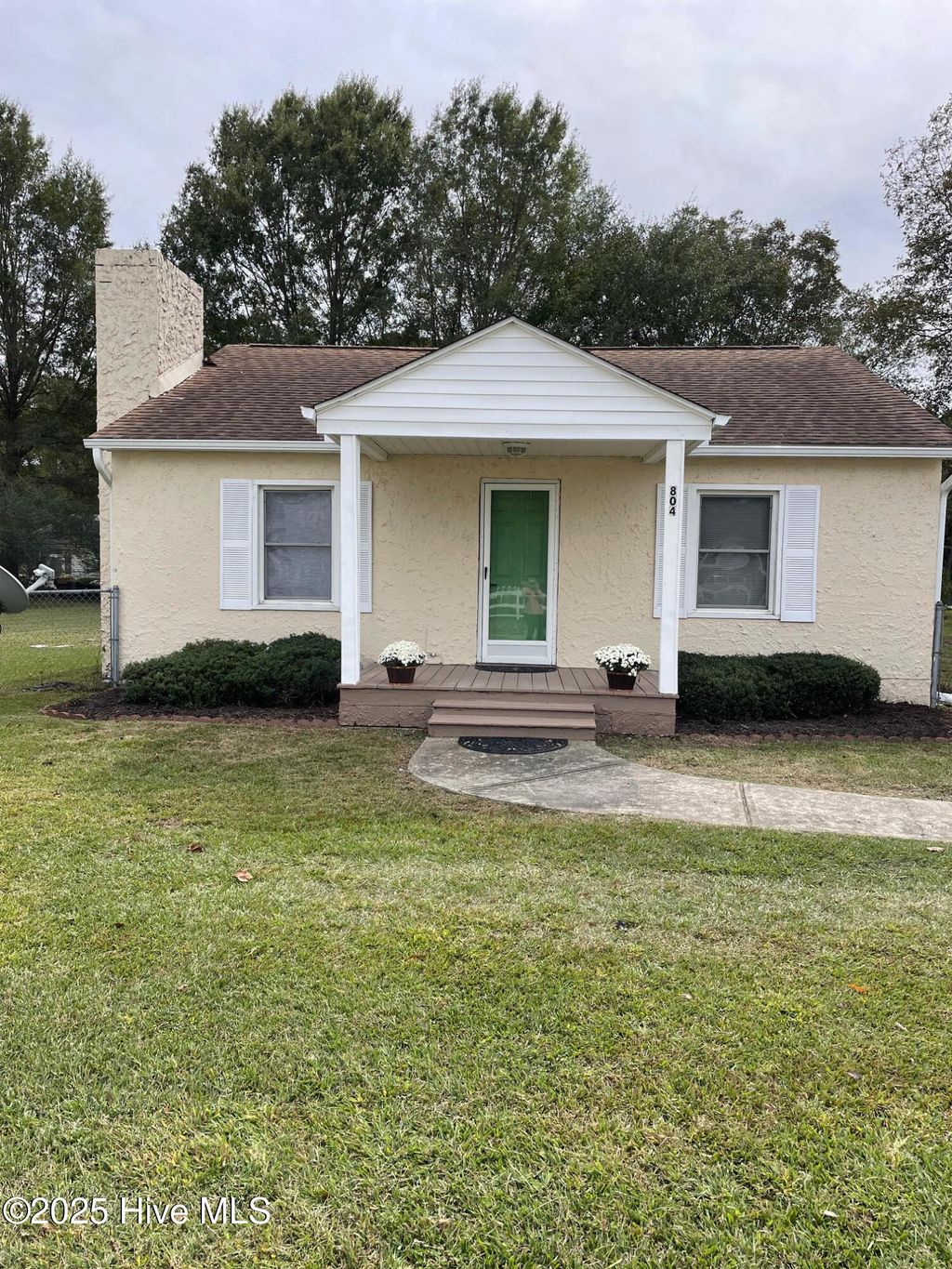 Photo of 804 E Lizzie Street, Selma, NC 27576 (MLS # 100535798)