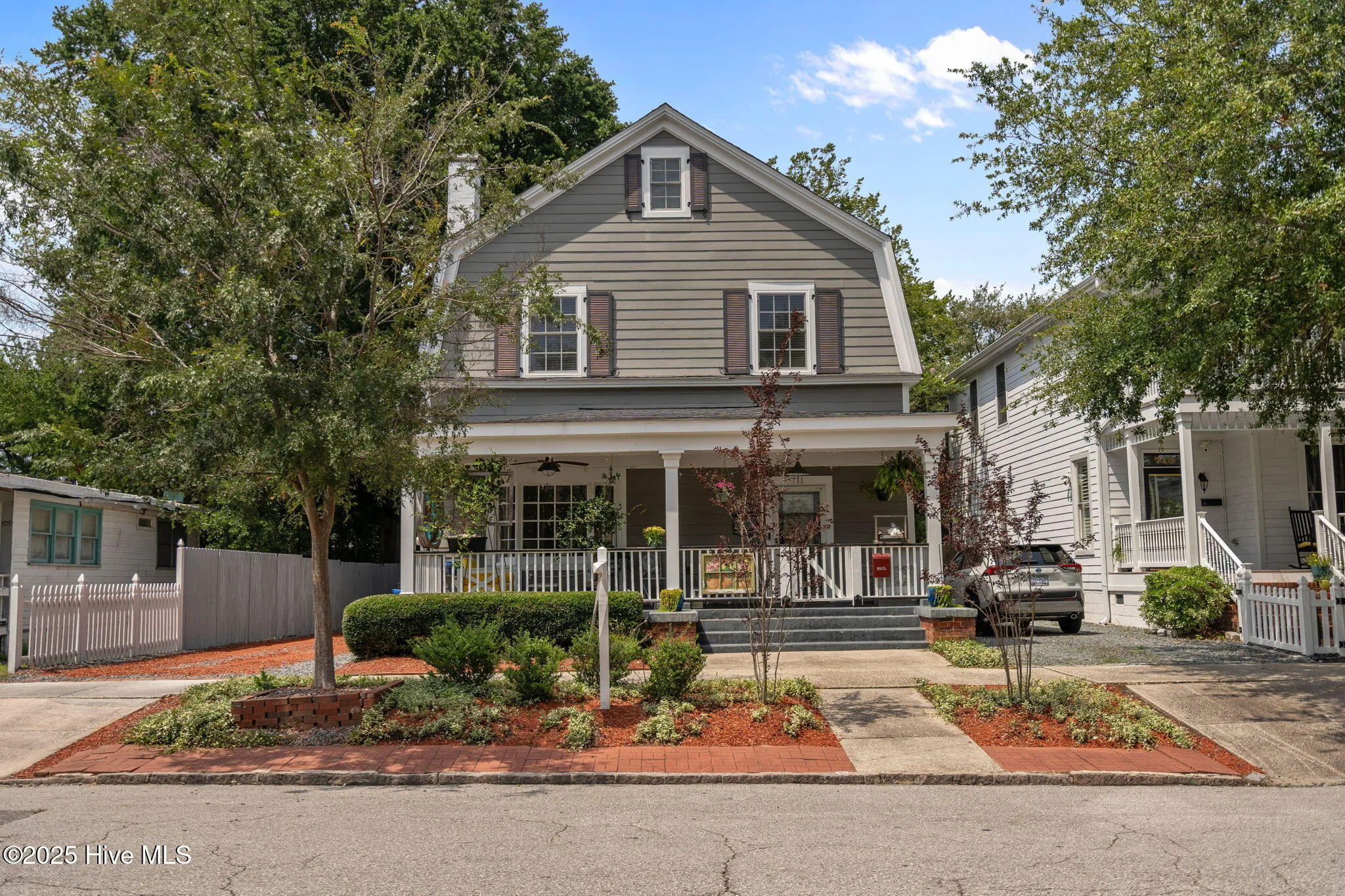 Wilmington, North Carolina 28401, United States, 5 Bedrooms Bedrooms, ,3 BathroomsBathrooms,Residential,Pending,117070