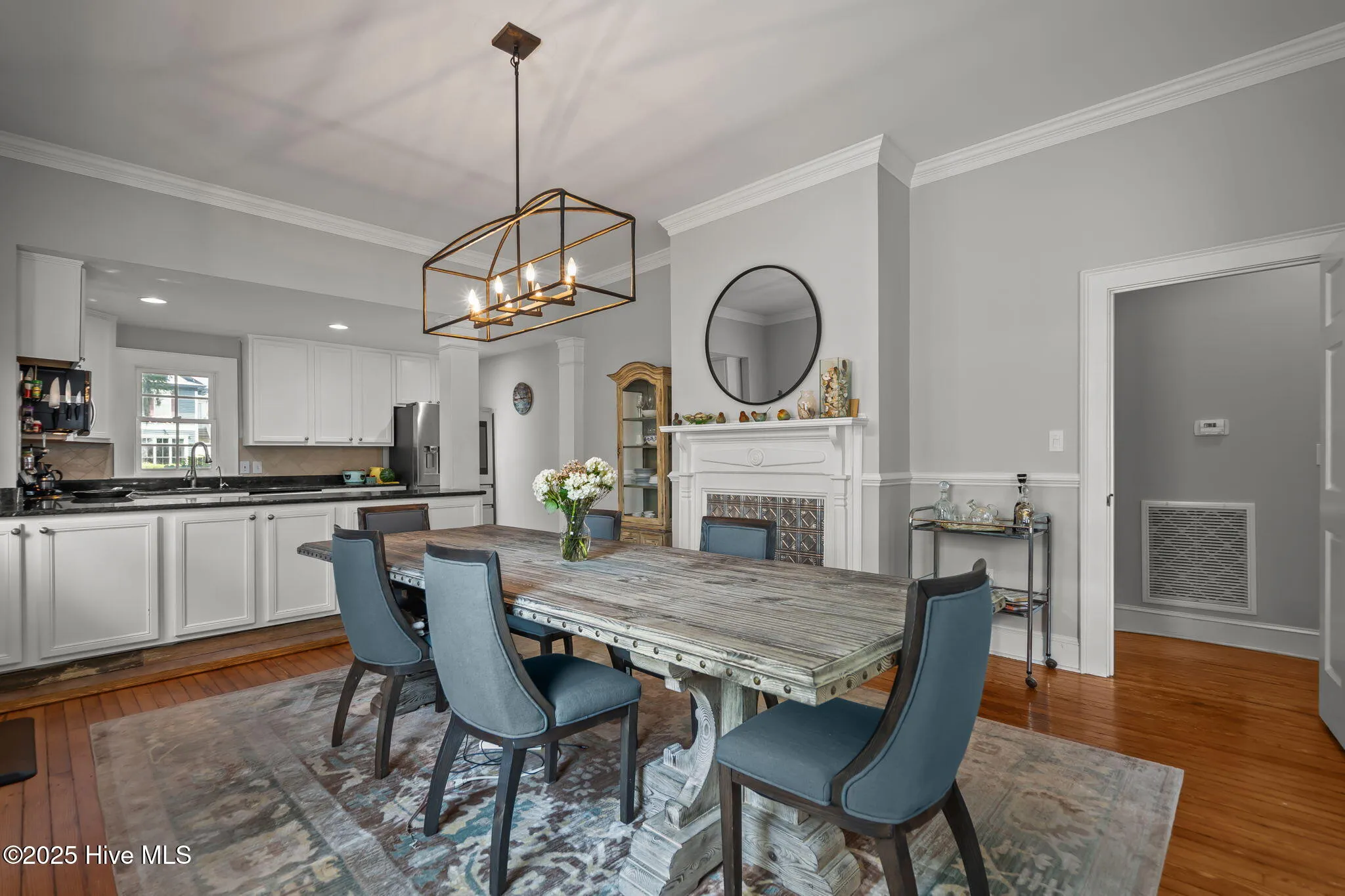 Wilmington, North Carolina 28401, United States, 5 Bedrooms Bedrooms, ,3 BathroomsBathrooms,Residential,Pending,117070