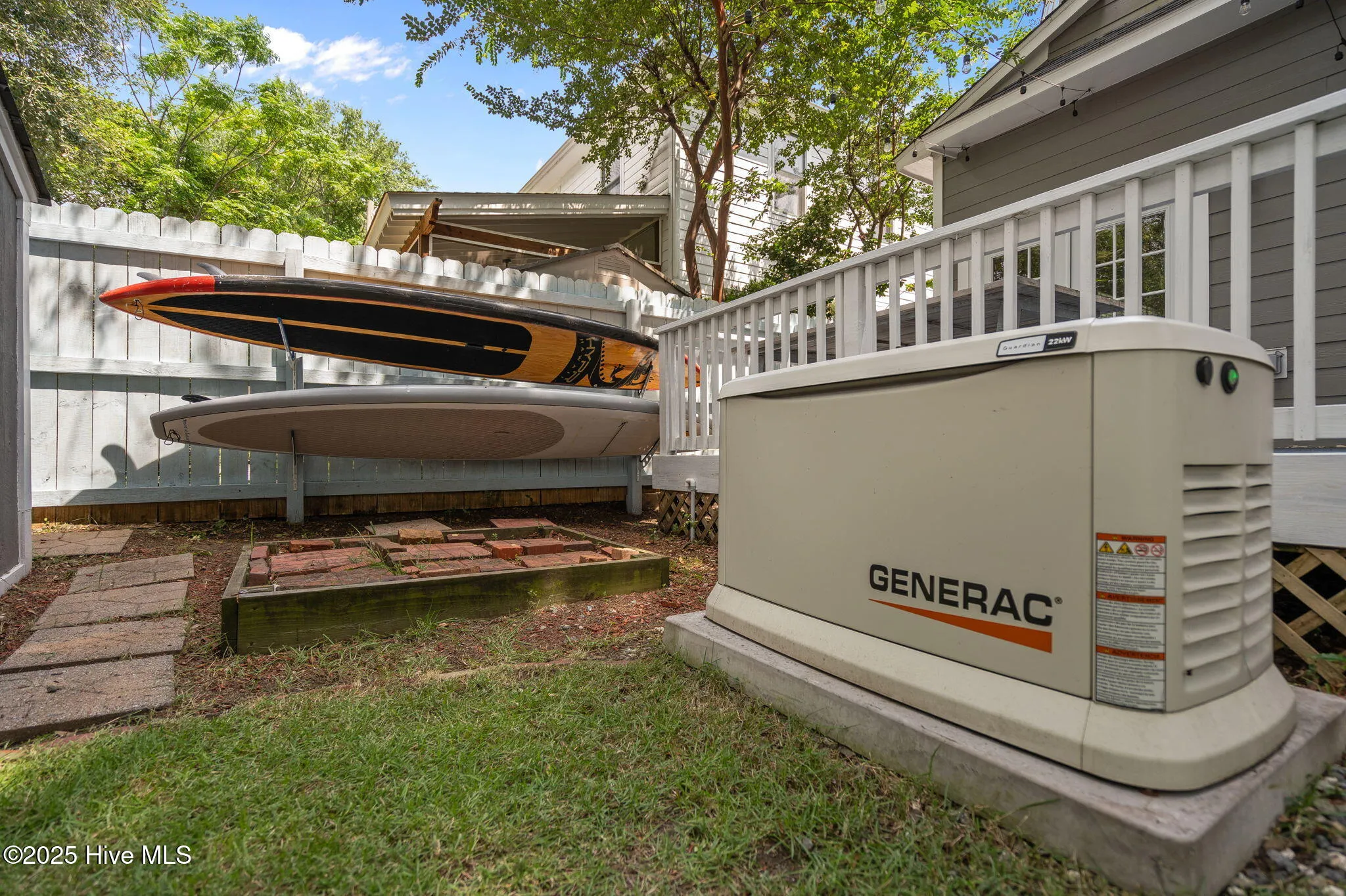 Wilmington, North Carolina 28401, United States, 5 Bedrooms Bedrooms, ,3 BathroomsBathrooms,Residential,Pending,117070