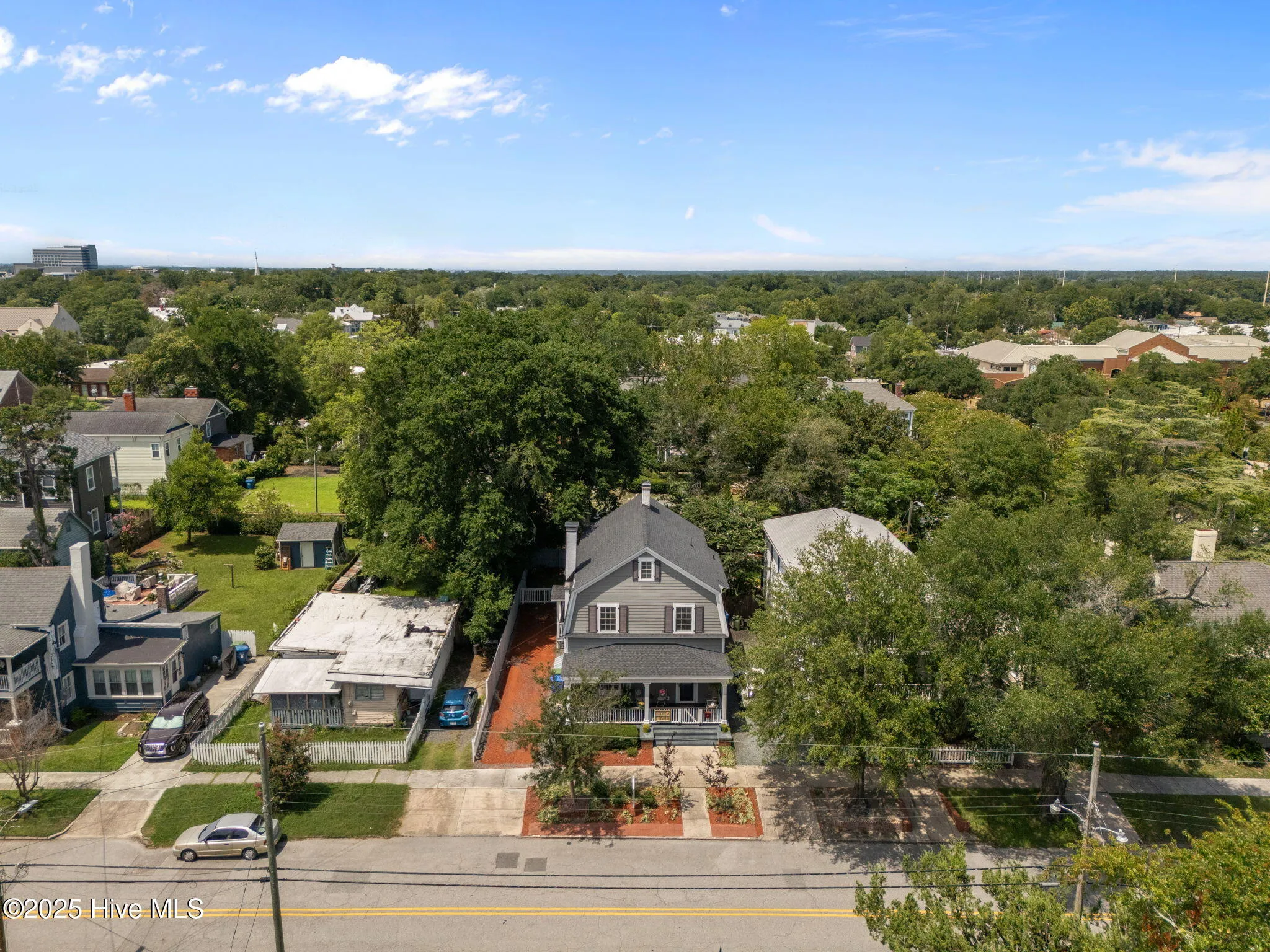Wilmington, North Carolina 28401, United States, 5 Bedrooms Bedrooms, ,3 BathroomsBathrooms,Residential,Pending,117070