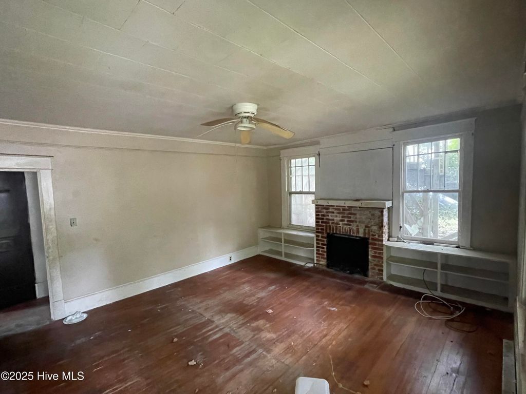 Photo of 517 Warren Street, Williamston, NC 27892 (MLS # 100536896)
