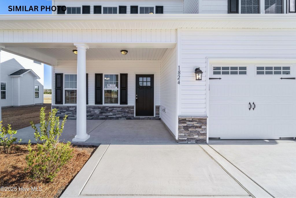 Photo of 1856 Olde Towne Pointe Boulevard, Jacksonville, NC 28546 (MLS # 100519002)