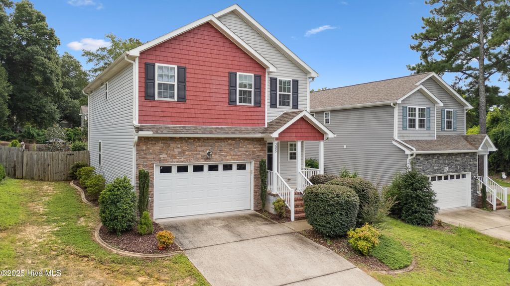 Photo of 305 N Saylor Street, Southern Pines, NC 28387 (MLS # 100516429)