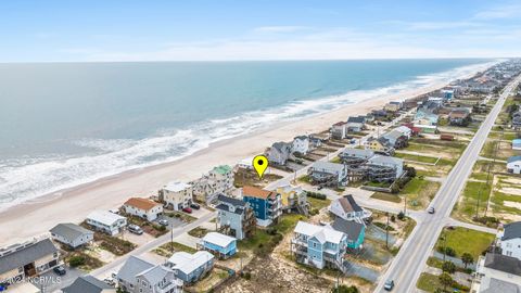 A home in North Topsail Beach