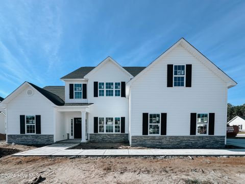 A home in Sneads Ferry