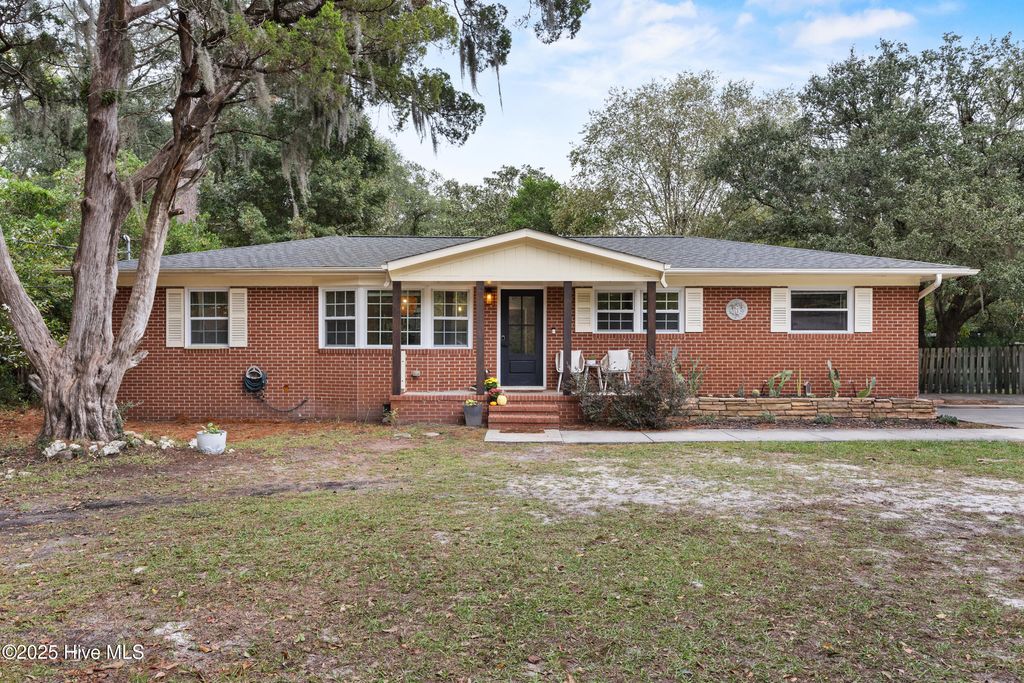 Photo of 339 Pine Valley Drive, Wilmington, NC 28412 (MLS # 100536191)